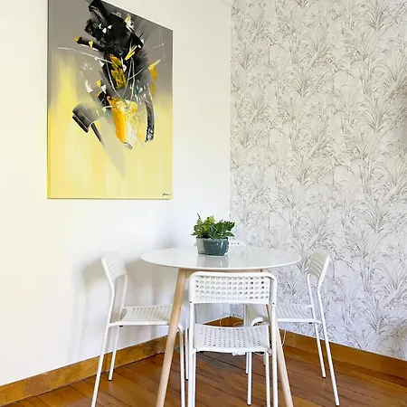 Appartement Parisien A 1 Minute Du Metro 6 *